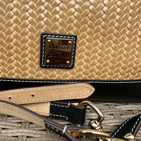 Dooney&Bourke Beacon Satchel - Picture 2 of 12